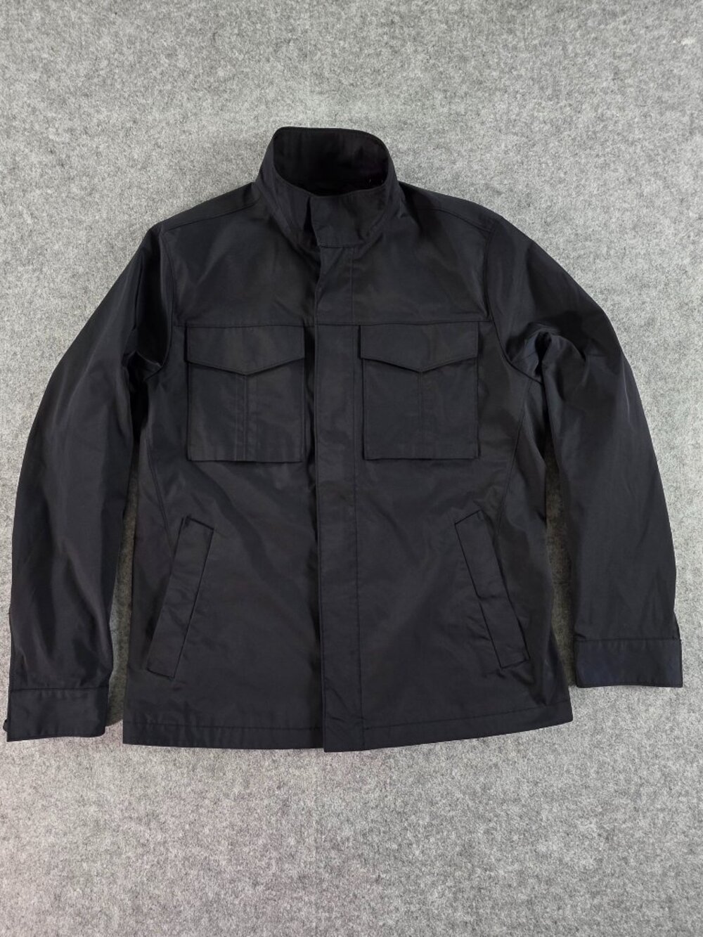 Theory Yost N' Fuel Light Black Jacket - Men's Large - Excellent Condition